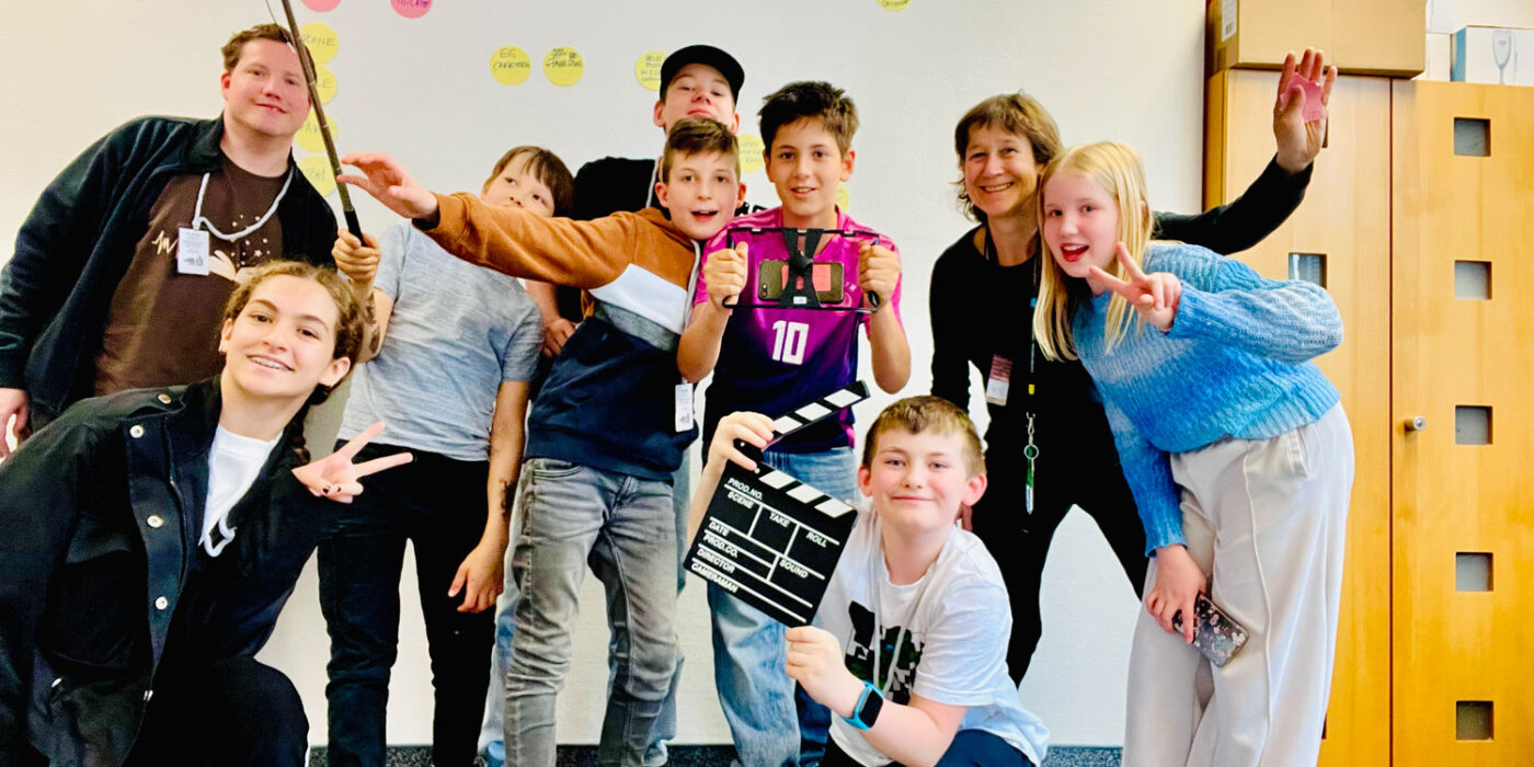 Osterferien 2025 = Hide & Seek in der Stadtbibliothek Solingen